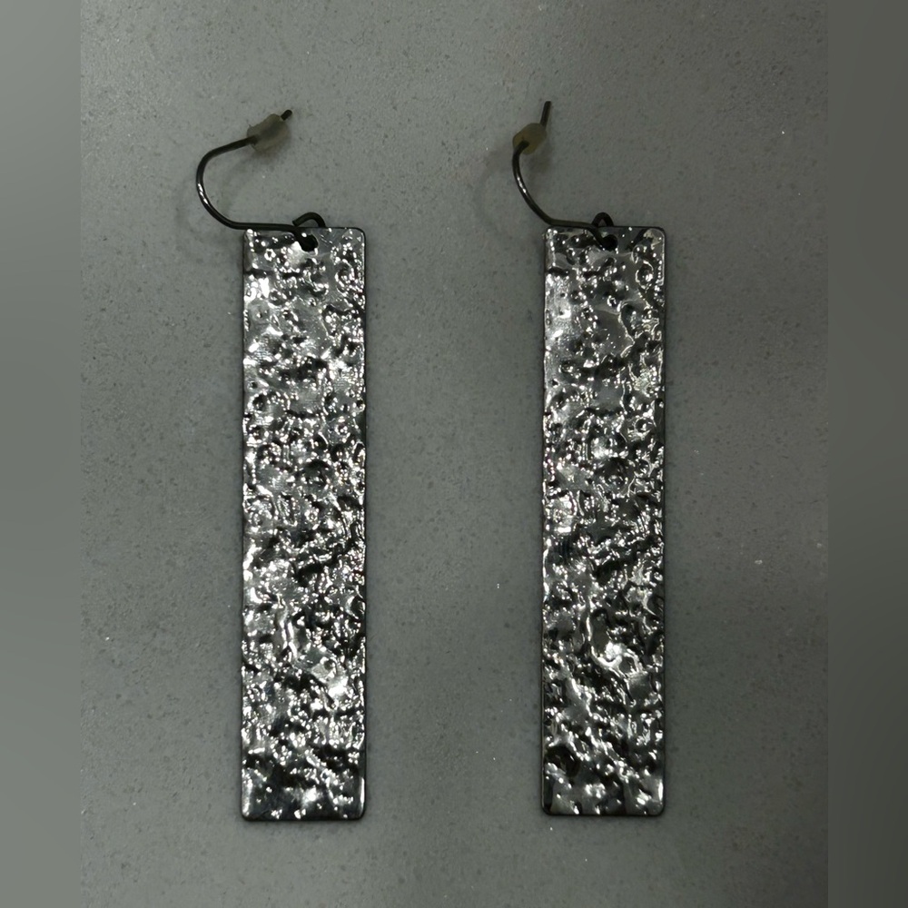 Accent earrings $7
